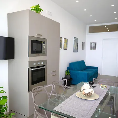 Beautiful On The Sea In Giardini Naxos Apartment *