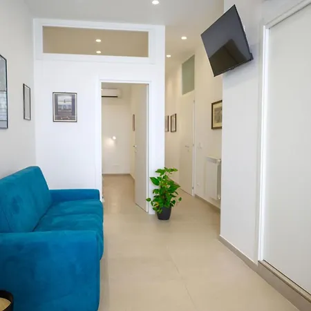 Apartment Beautiful On The Sea In Giardini Naxos