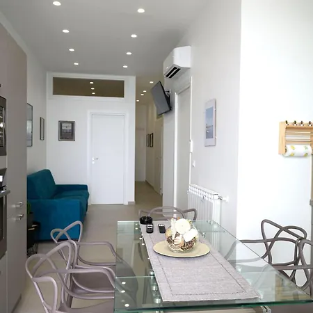 Beautiful On The Sea In Giardini Naxos Apartment *