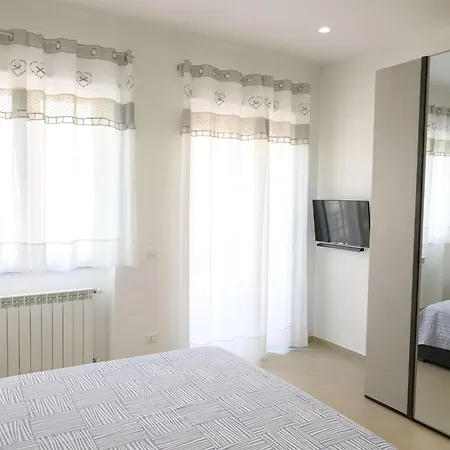 Apartment Beautiful On The Sea In Giardini Naxos