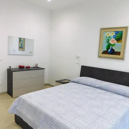 Apartment Beautiful On The Sea In Giardini Naxos Castelmola