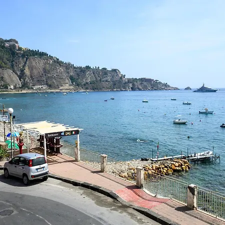 Apartment Beautiful On The Sea In Giardini Naxos *